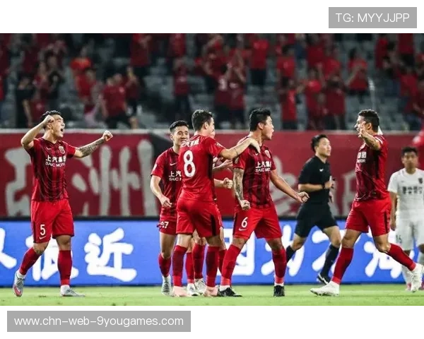 上海海港防守力求加强,亚冠目标愈加迫切