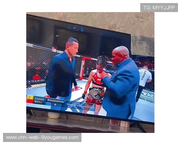 UFC选手赛后比心喊粉丝“我爱你”——掀起粉丝狂潮的新热点