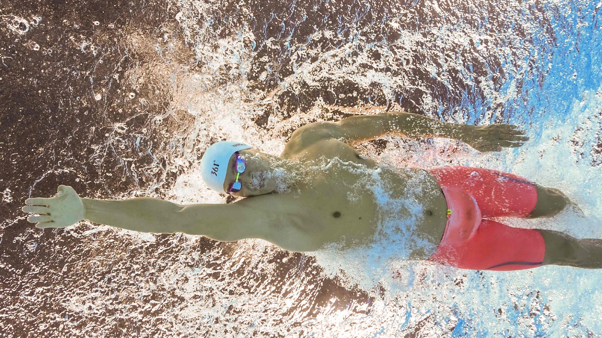 国际热身赛中国青年队迎战 球迷充满期待,国际足球热身赛